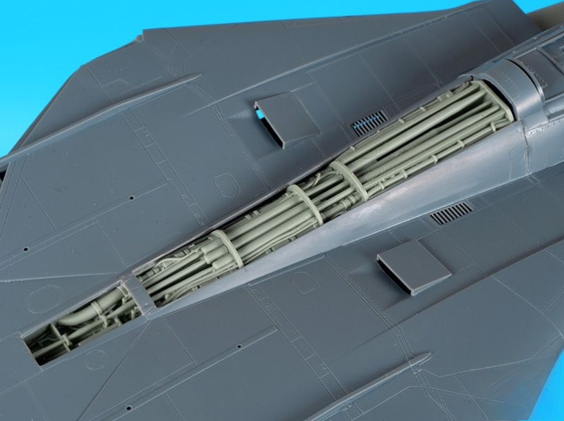 1/48 Scale Die-Cast Resin Airc - огляд і ціна Model Kit Spitfire