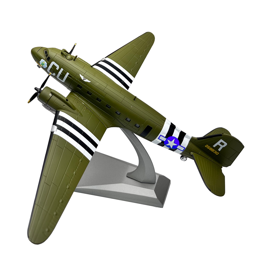 1:100 Scale World War II Dougl - огляд і ціна Model Kit Aircraft