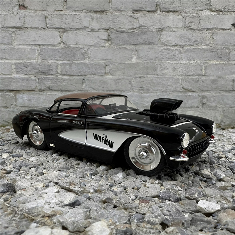 1:24 1957 Corvette C1 Alloy Mo - огляд і ціна Model Kit Mustang