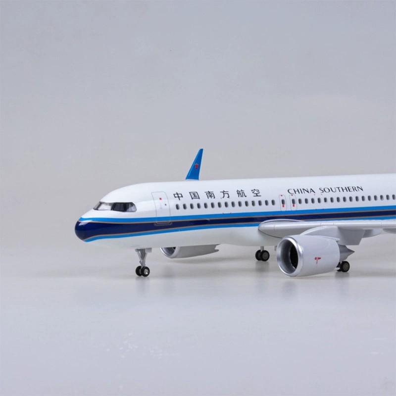 Planes Kits Display 47CM Scale - огляд і ціна Model Kit Aircraft